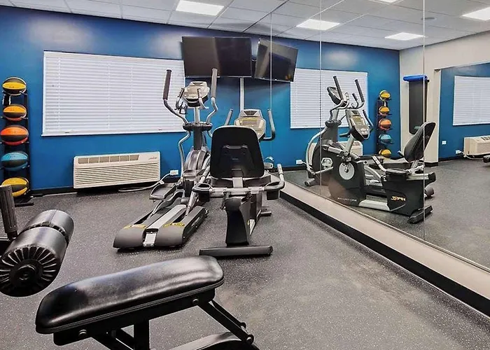 Country & By Radisson, Bolingbrook-romeoville, I-55 Hotel