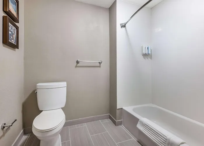 Hotel Country & By Radisson, Bolingbrook-romeoville, I-55 5*